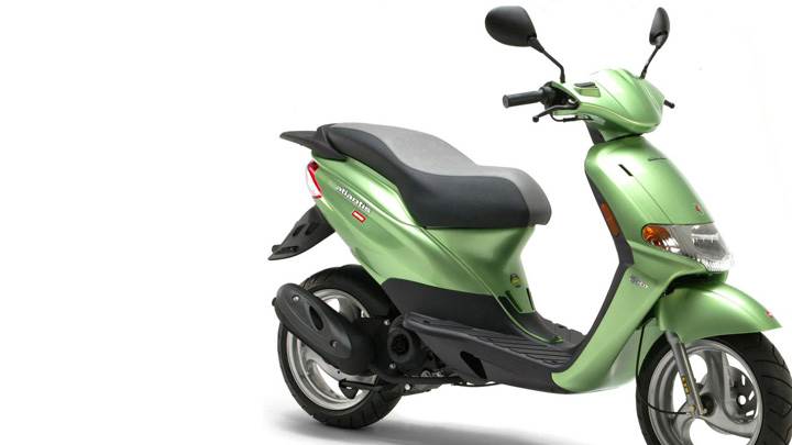 Derbi Atlantis In Green Side Pose